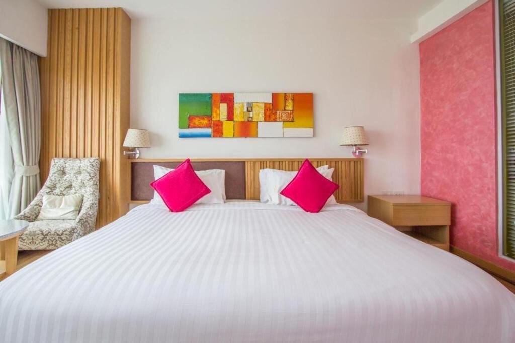 Mamaison Hotel Buriram Extérieur photo