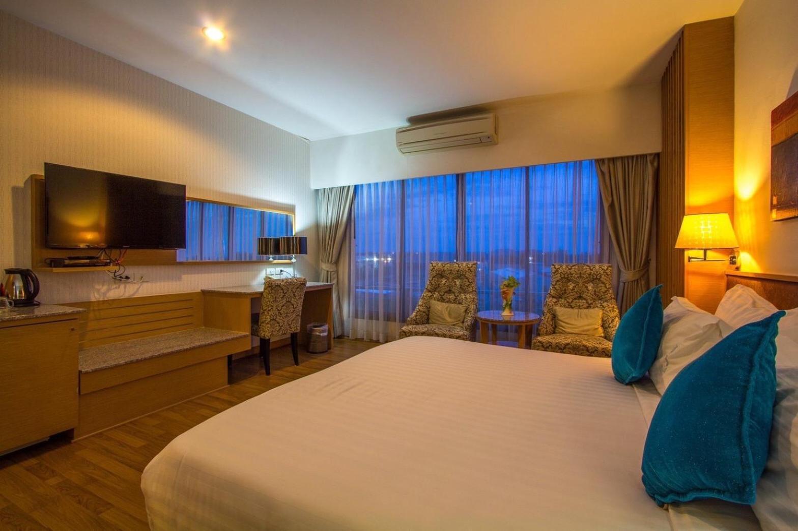 Mamaison Hotel Buriram Extérieur photo