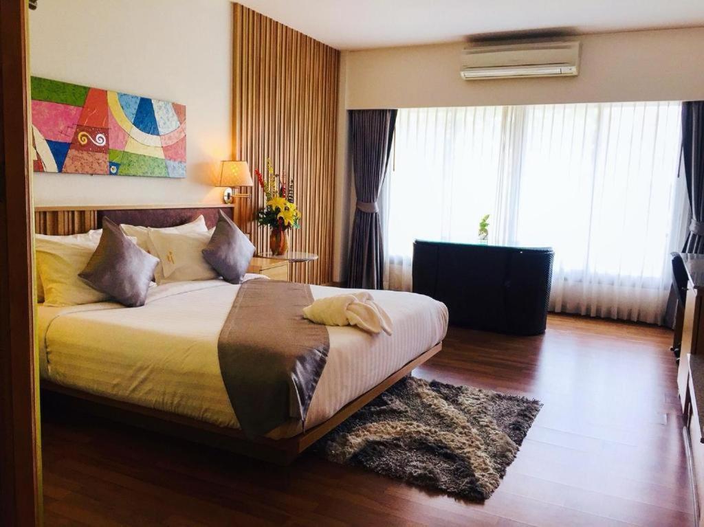 Mamaison Hotel Buriram Extérieur photo