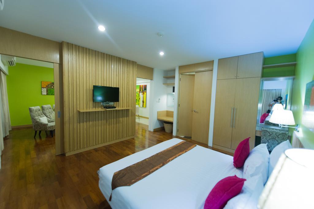 Mamaison Hotel Buriram Extérieur photo
