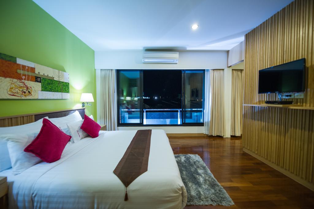 Mamaison Hotel Buriram Extérieur photo