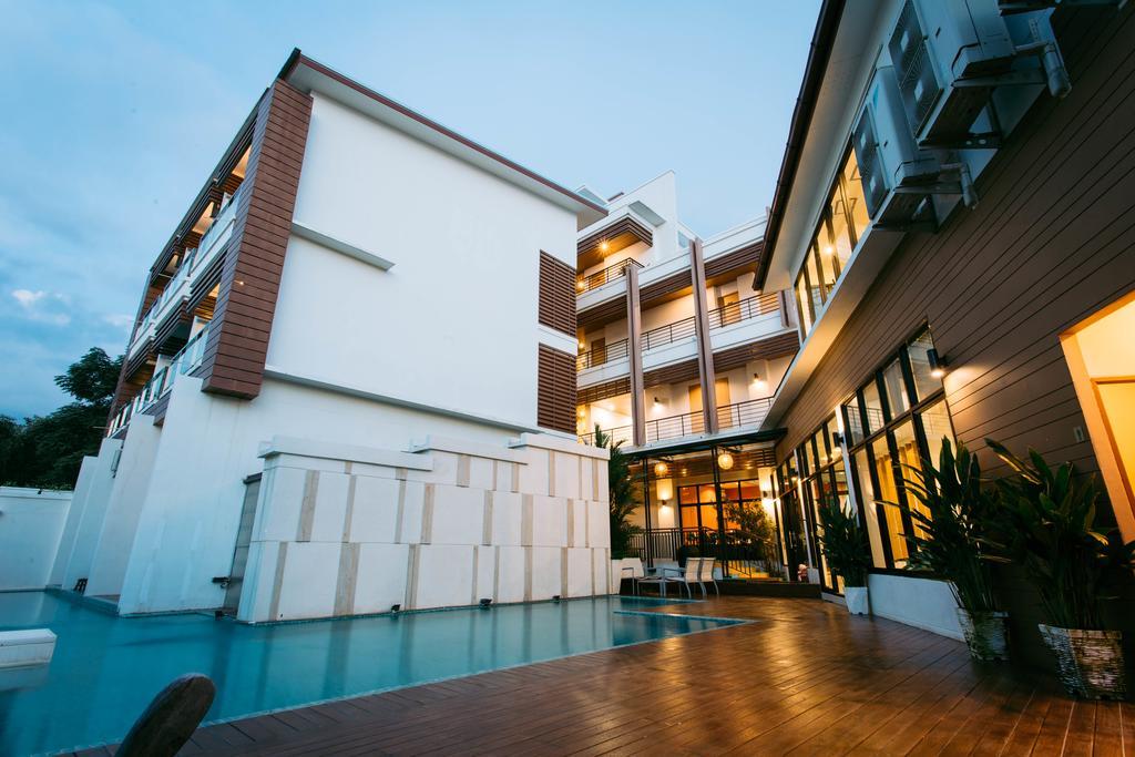 Mamaison Hotel Buriram Extérieur photo