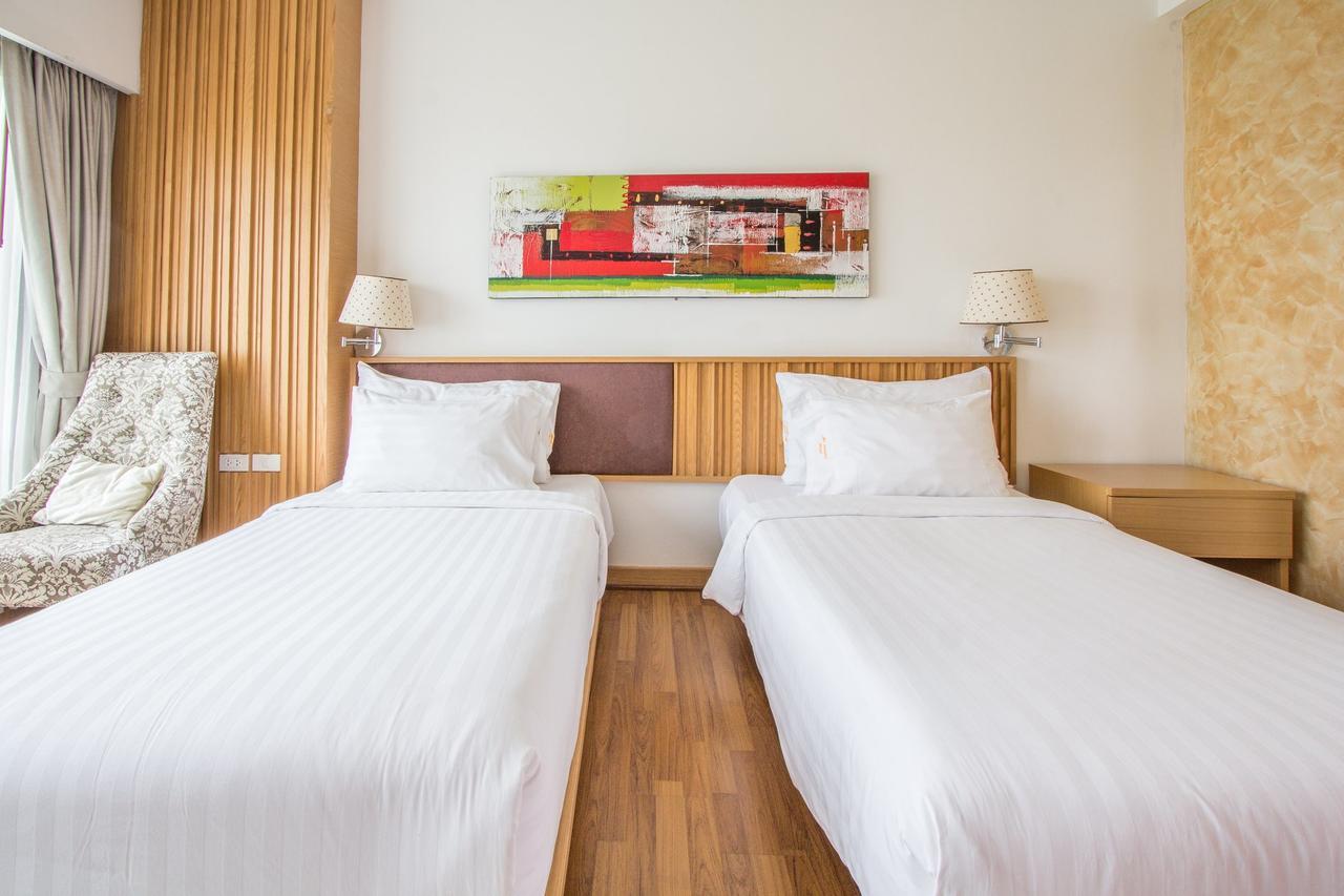 Mamaison Hotel Buriram Extérieur photo