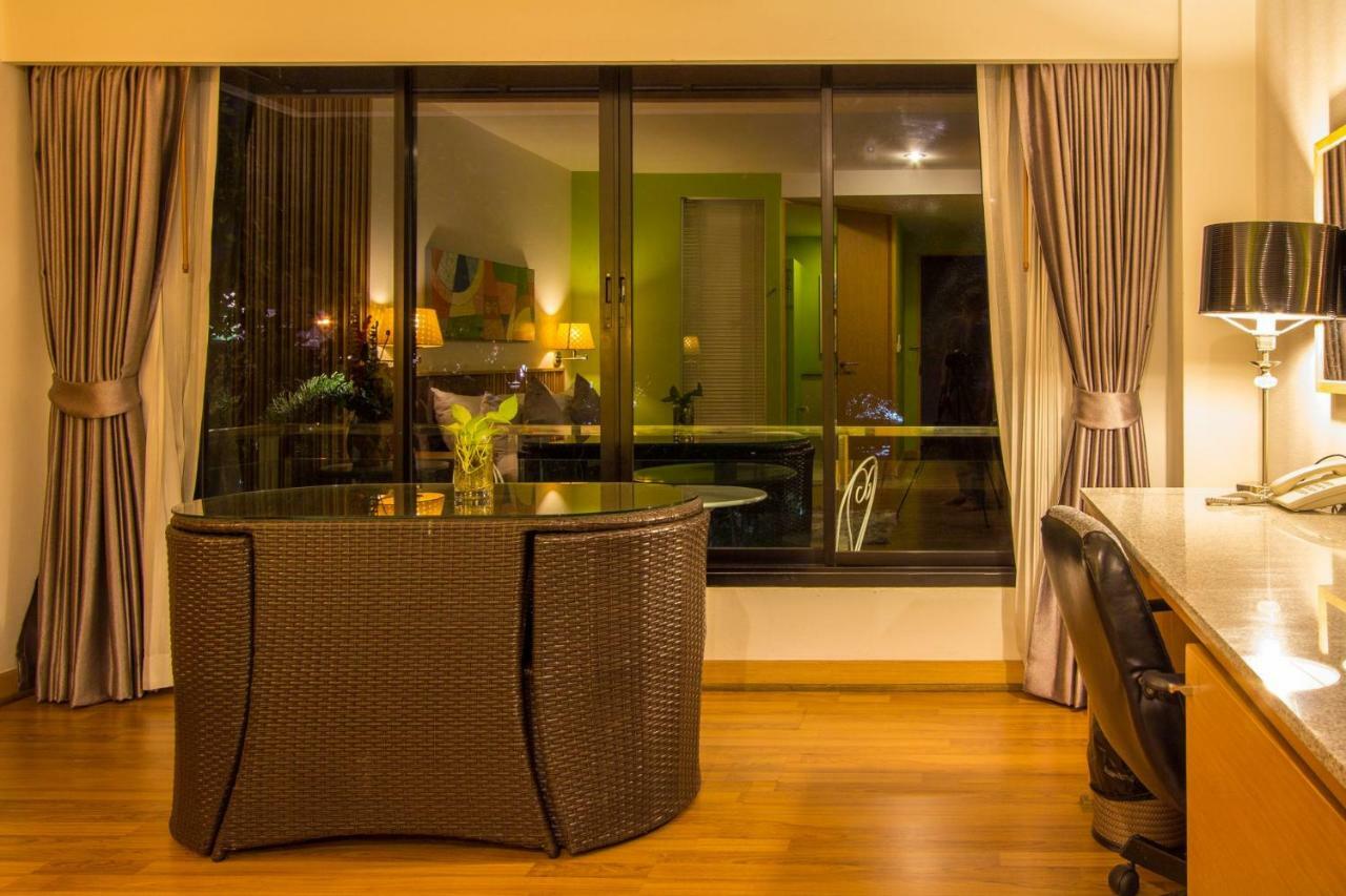 Mamaison Hotel Buriram Extérieur photo
